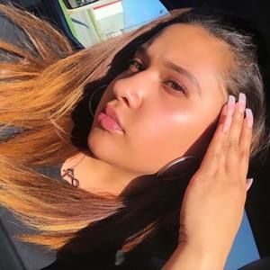 Meet your Posher, Tyana